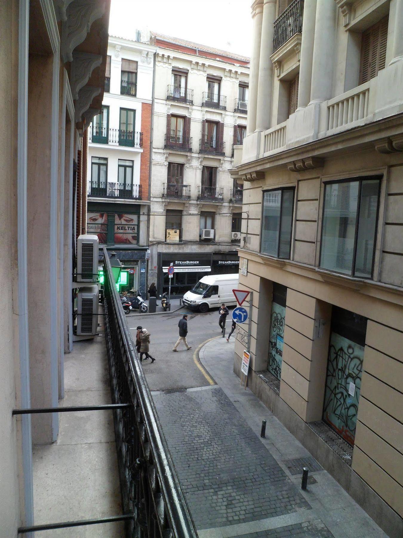 Room Canalejas Madrid Kültér fotó